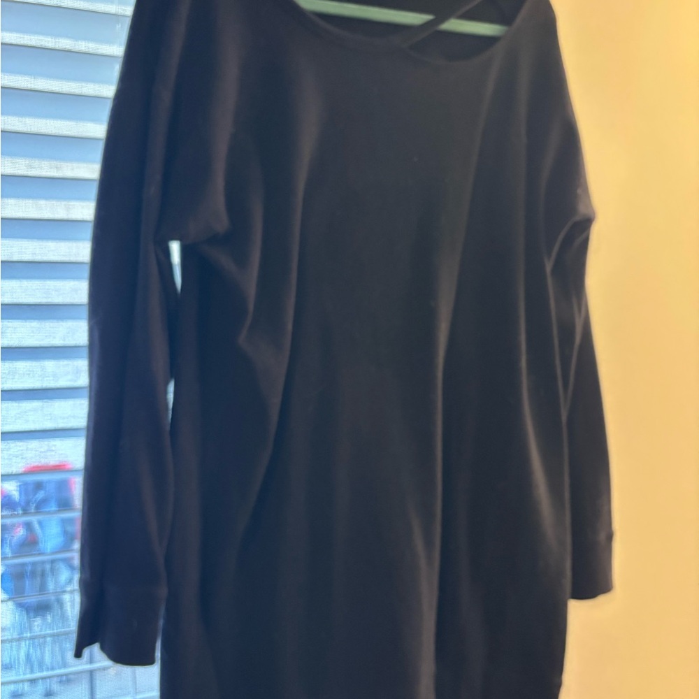 Xersion Black Relaxed Fit Top